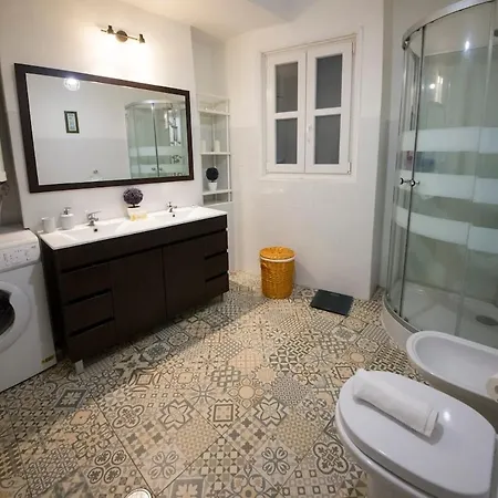 Captain House, Amazing In Santos アパート