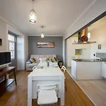 Captain House, Amazing In Santos * Lisbon